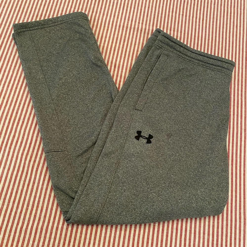 Under Armor men’s gray sweatpants
